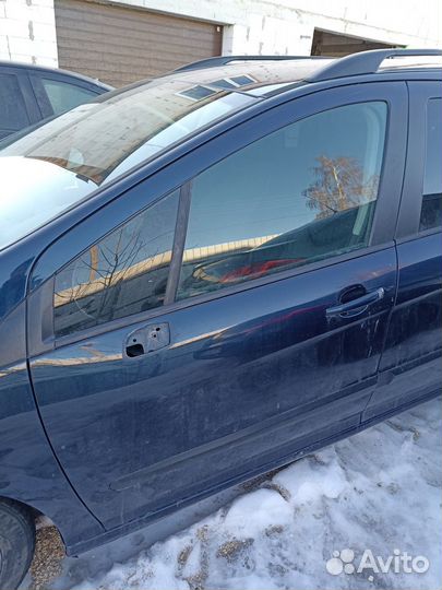 Дверь передняя левая Peugeot 308 в сборе