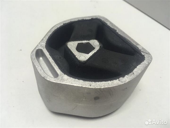 Опора кпп Audi A4 B5 1994-2001 119E