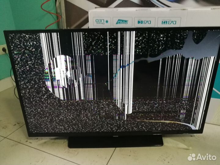 Телевизор Samsung UE40H4200 (Разбор)(По запчастям)