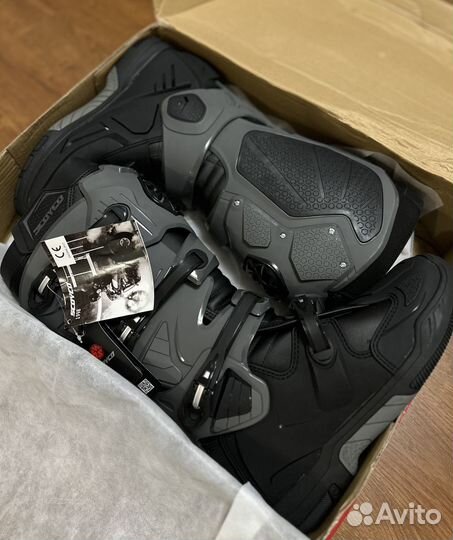 Мотоботы шарнирные для эндуро Scoyco MBM004 новые