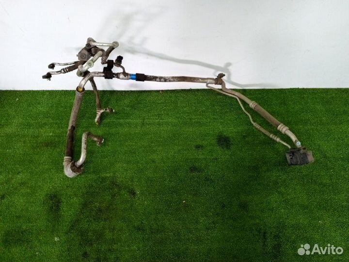 Трубка кондиционера Hyundai Santa Fe 3 wagon 2