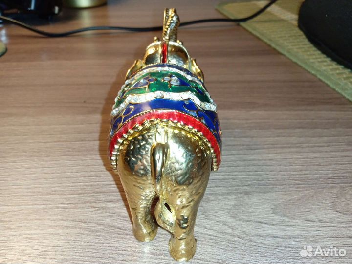 Шкатулка слон латунный