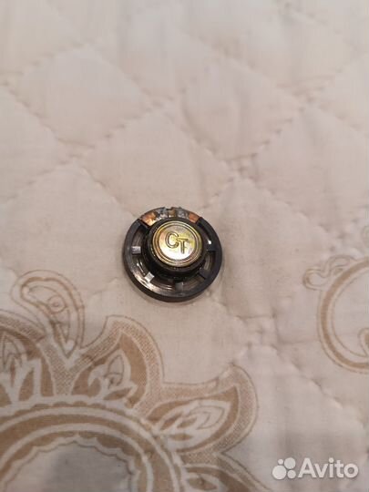 Маленький динамик без проводов