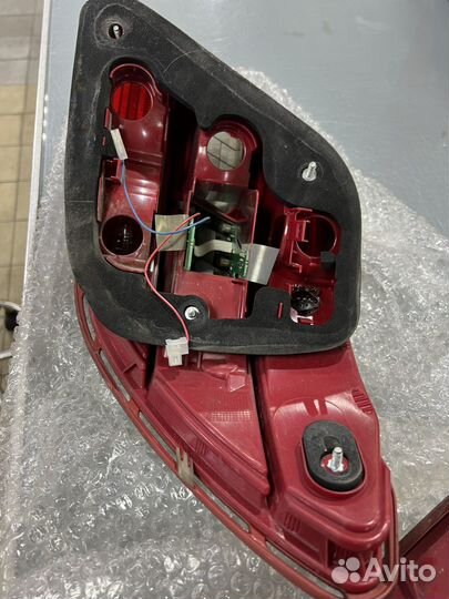 Фанари задние мерседесс С 2007 год