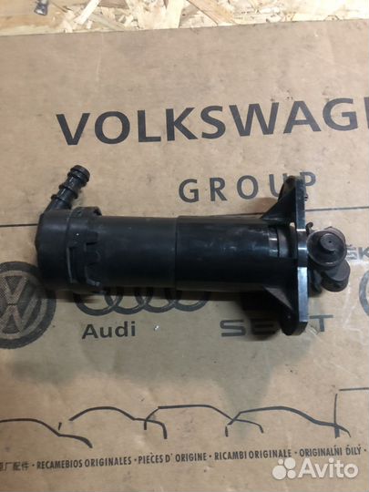 Форсунка омывателя ауди q7