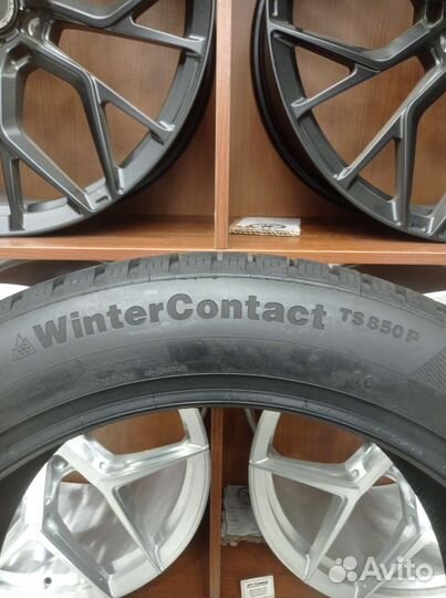 Continental ContiWinterContact TS 850P SUV 285/45 R21 113V