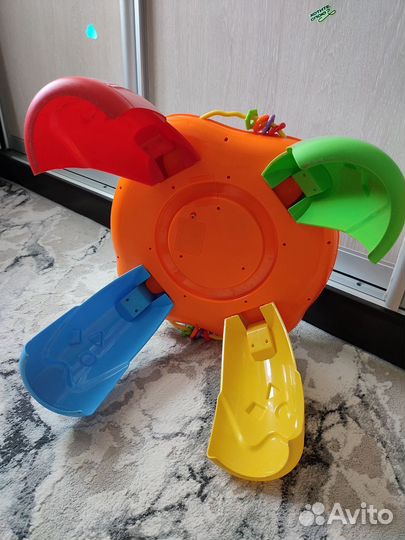 Развивающий столик жирафики