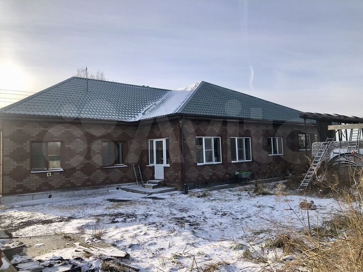 Дом 275 м² на участке 35 сот.