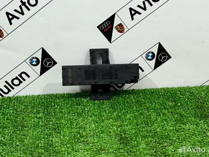 Антенна Audi Sq5 80A 2019