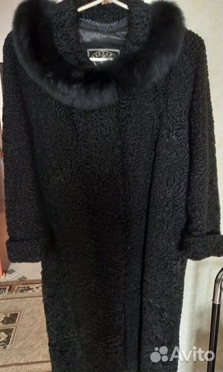 Продам пальто женское