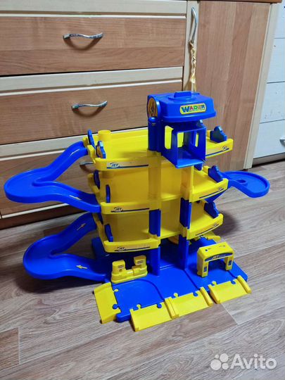 Парковка jet garage 4-ех уровневая