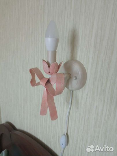 Настенный светильник бра