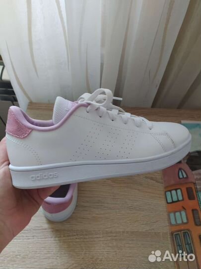 Кеды adidas для девочки