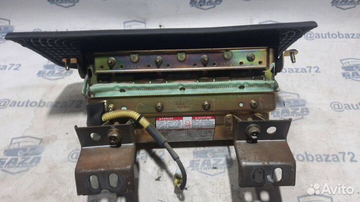 Подушка безопасности пассажира Nissan Pulsar FN15