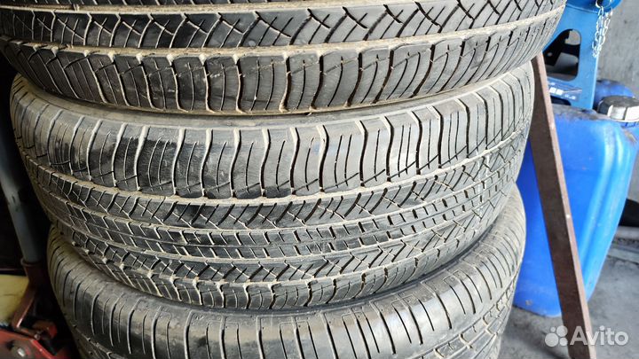 Michelin Latitude Tour HP 225/65 R17 102H