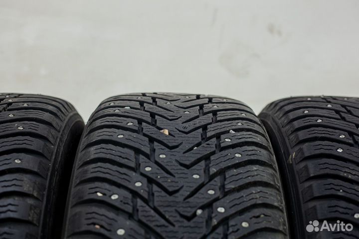 Nokian Tyres Hakkapeliitta 8 SUV 255/60 R18 112T