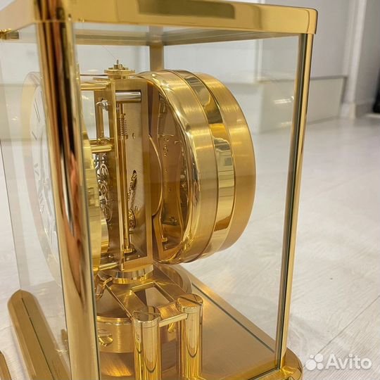 Настольные часы