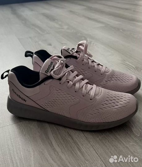 Кроссовки Reebok 38-38,5 +комиссия Авито