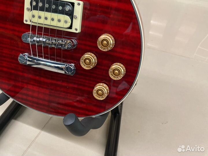 Caraya E231TRD Электрогитара les paul
