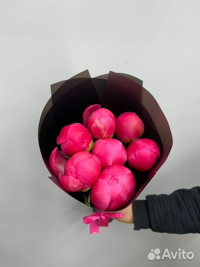 Пионы, букет из пионов, корзина из пионов