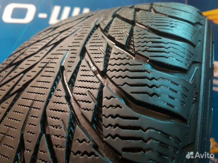 Nokian Tyres Hakkapeliitta R2 235/55 R17