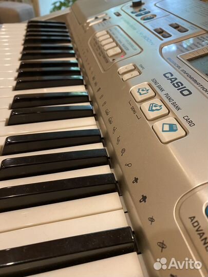 Синтезатор casio