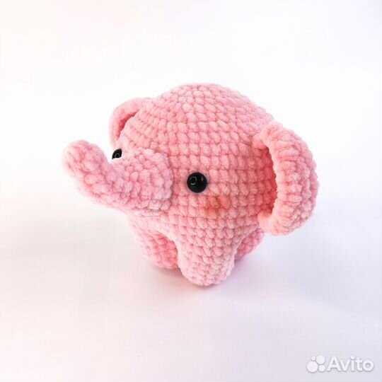 Вязаный плюшевый слоник Игрушка на день влюбленных