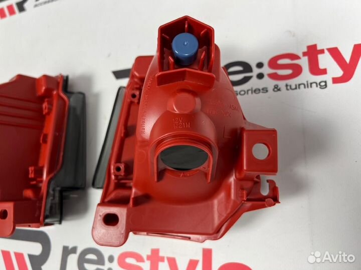 Катафоты Lexus LX450d с 2016 R2296