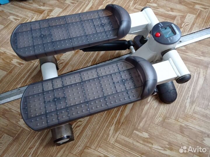 Тренажер степпер эспандер гантели