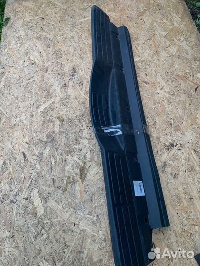 Накладка бампера задняя Mitsubishi Pajero 4