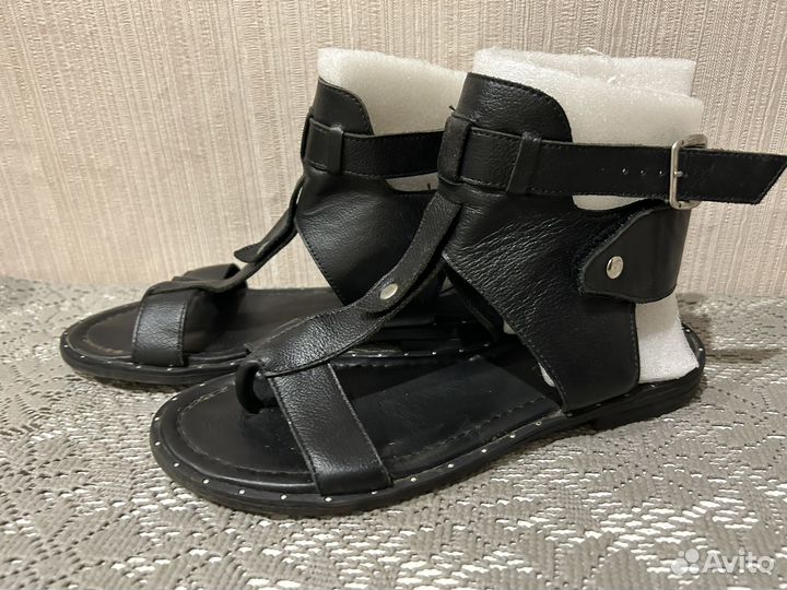 Босоножки