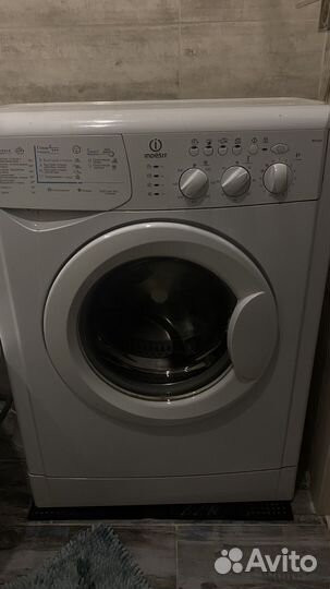 Стиральная машина бу indesit