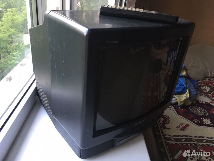 Телевизор Sony trinitron