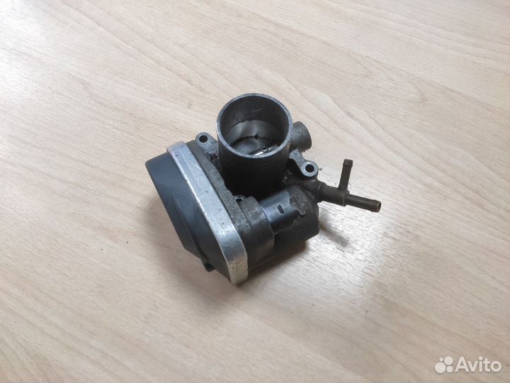 Дроссельная заслонка Skoda Fabia