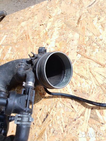 Патрубок воздушного фильтра Audi A8 D4 long 4.2