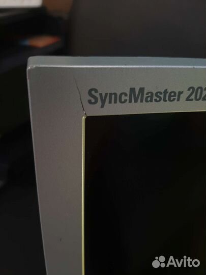 Монитор Samsung SyncMaster 2023NW