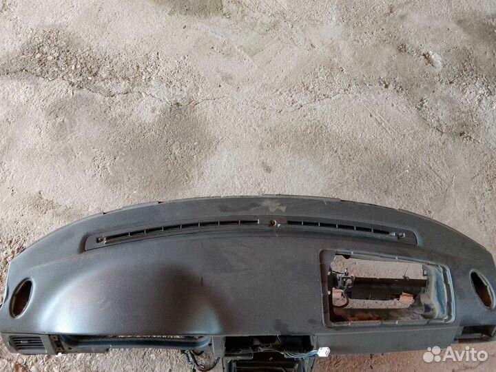 Приборная панель priora