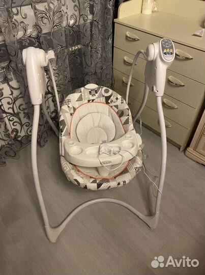 Детские электрокачели Graco Lovin Hug