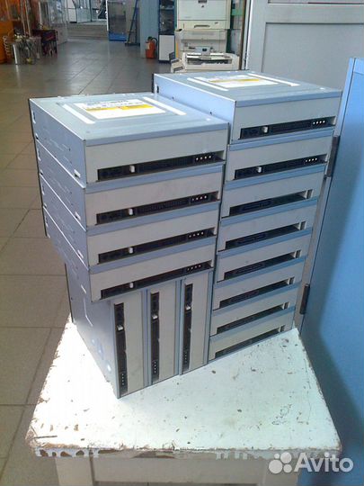 Новые - DVD (SATA, ide) - 50 шт