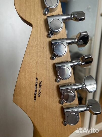 Электрогитара с комбиком fender