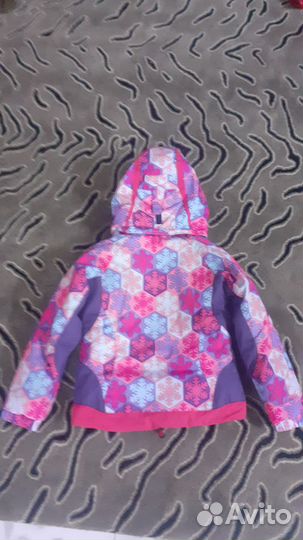 Зимняя куртка на девочку