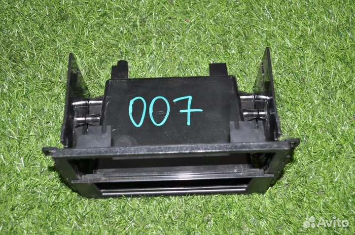 Рамка магнитолы Cadillac Escalade GMT820 LQ9 2003