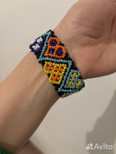 Браслет из бисера широкий