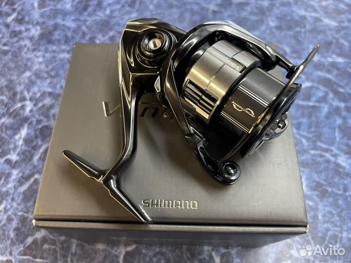 Shimano 23 Vanquish 2500S, 3000MHG