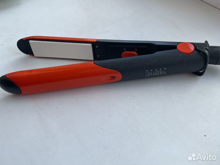 Утюжок Delta ST-003