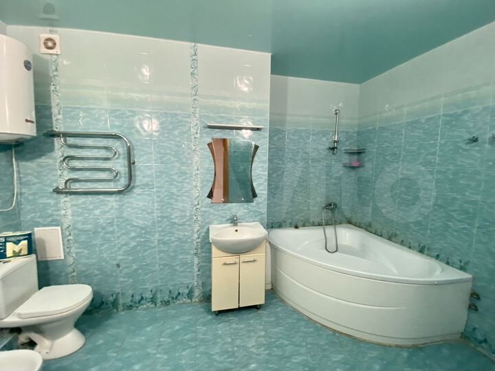 3-к. квартира, 120 м², 10/16 эт.