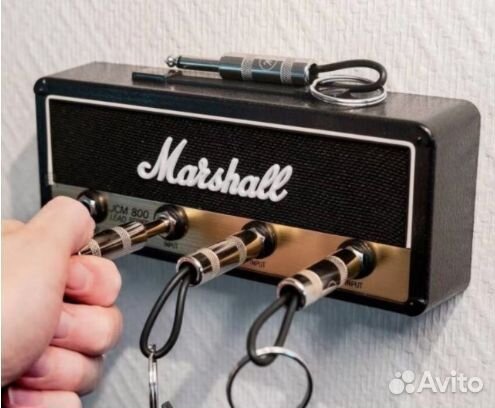Ключница с брелками в виде комбика Marshall