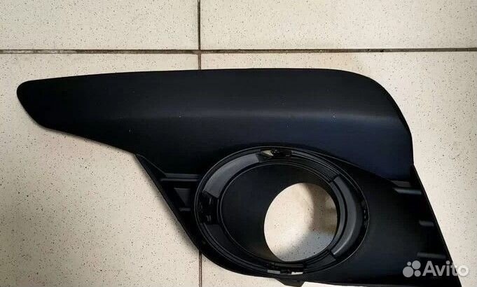 Оправа птф renault logan / sandero 18- LH