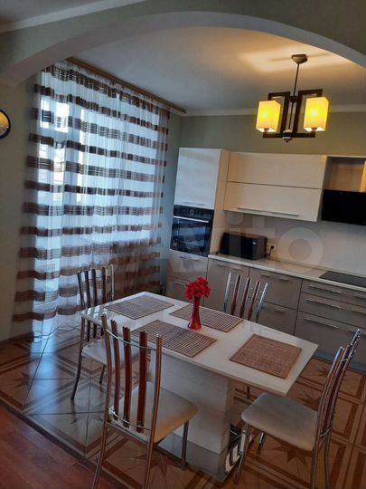 3-к. квартира, 120 м², 6/12 эт.