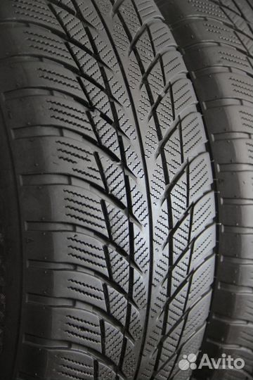 Bridgestone Blizzak LM-001 225/55 R17 97H